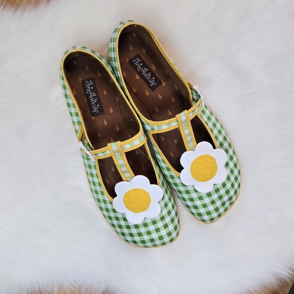 NWT Hot Chocolate Designs Kitschy Bloom Daisy Gingham Mary Jane Vegan Flats